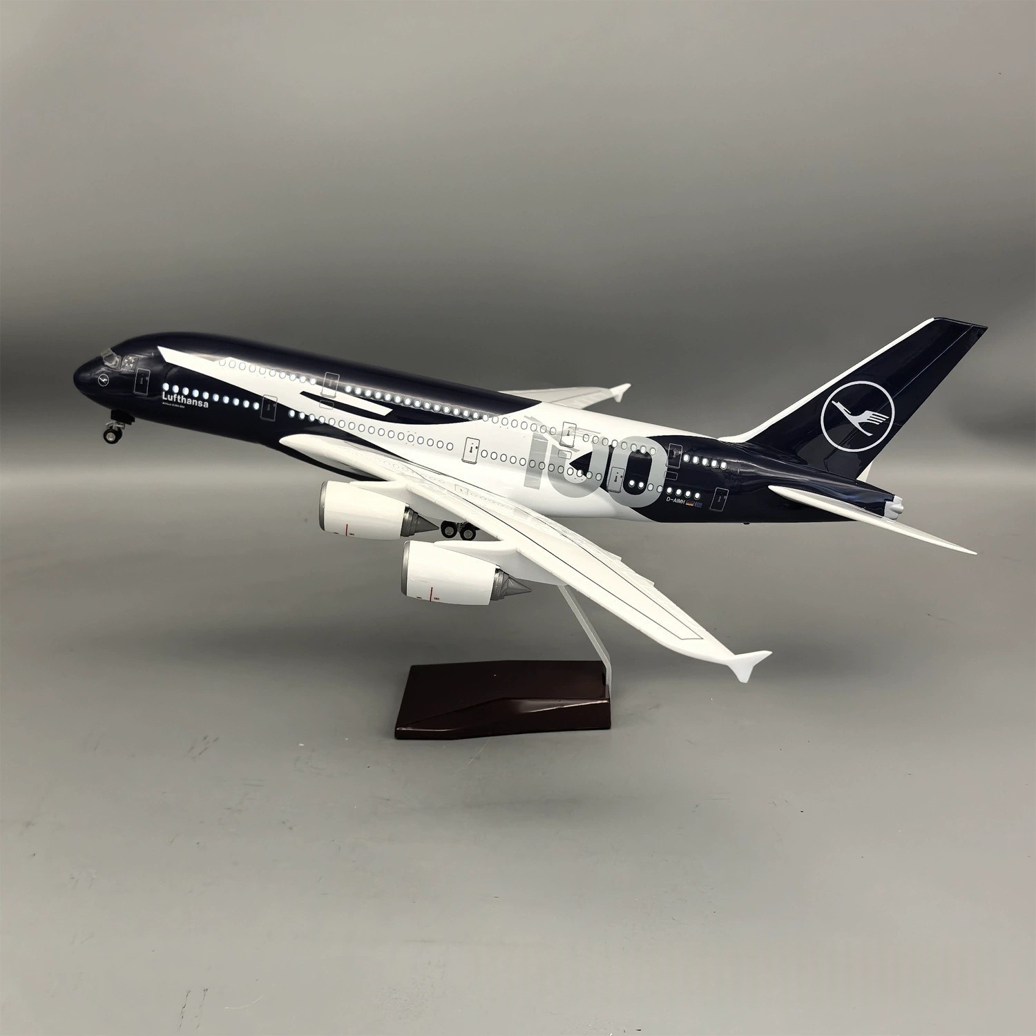 Model Kit Ixchel - New 45cm Lufthansa A380 100 Years