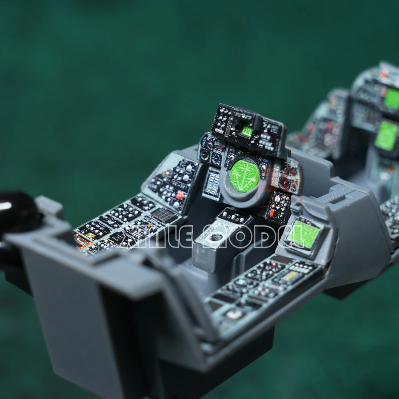 Lanbo 3D color cockpit instrum - Model Kit Academy 评论和价格