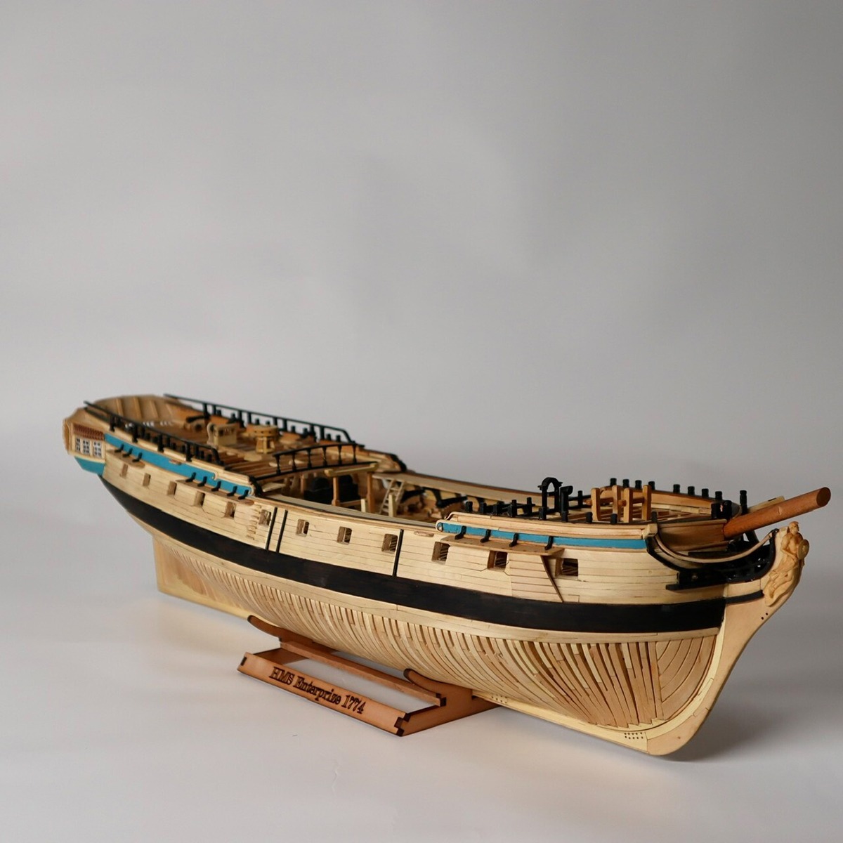 1/96 Simulation Enterprise Sai - Model Kit Yacht 评论和价格